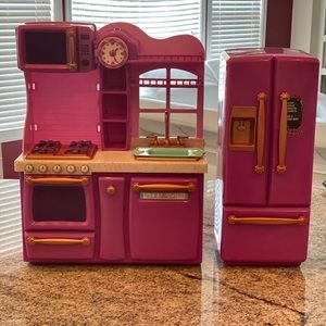 {SOLD} American Girl Doll Kitchen Set